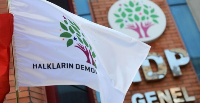 Hazine Yardım Hesabına Bloke Koyuldu