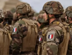 Fransa’nın Ukrayna’ya Asker Gönderme Kararı Rusya’yı Endişelendiriyor: İşte Detaylar