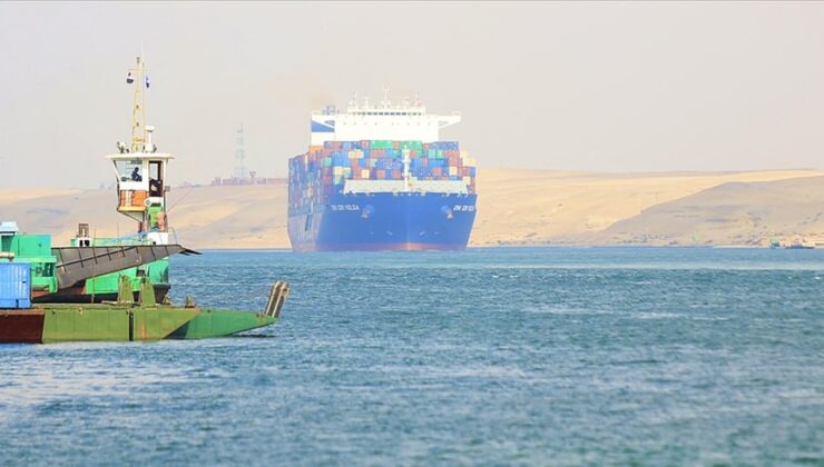 Gerilim, Süveyş Kanalı Gelirlerini Yüzde 60 Oranında Düşürdü