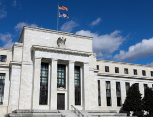 ABD Merkez Bankası Politika Faizini Sabit Tutarak Beklentileri Karşıladı!