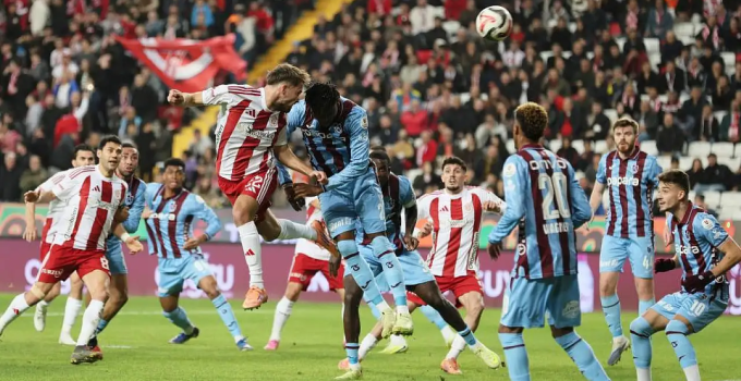 Süper Lig’de Antalyaspor ile Trabzonspor Yenişemedi: Akdeniz’de Puanlar Paylaşıldı