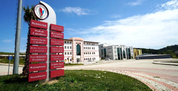 ÇANDIR “YÜRÜYEN KÖŞK YALOVA ÜNİVERSİTESİ” NEDEN OLMASIN?