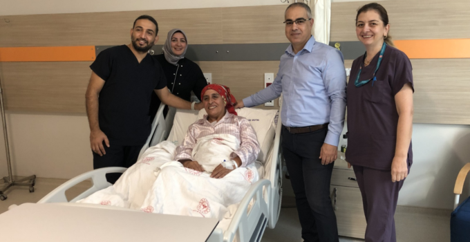 YALOVA DEVLET HASTANESİ’NDE  BAŞARILI BİR KANSER AMELİYATI GERÇEKLEŞTİRİLDİ!