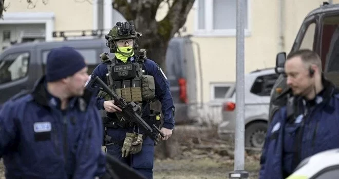 Vantaa’da Okulda Silahlı Saldırı: 3 Çocuk Yaralandı, Saldırgan Yakalandı