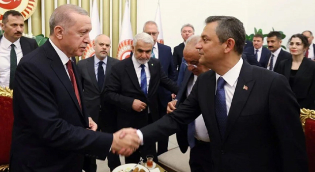 Erdoğan ve Özel, Yeni Anayasa Çalışmaları İçin Görüşüyor!