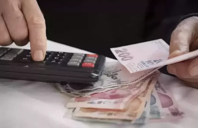 Emeklilere Ramazan Bayramı Müjdesi: 3 Bin Lira İkramiye Hesaplara Yatırılıyor