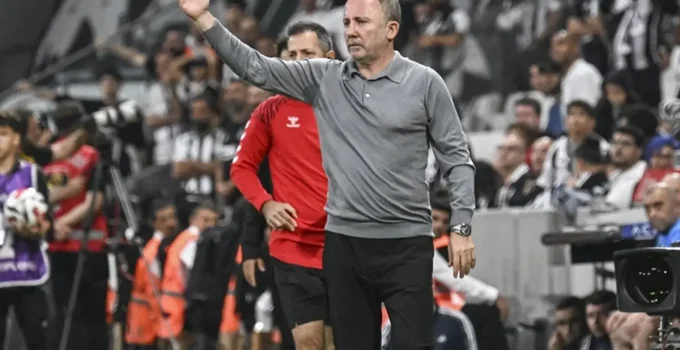Sergen Yalçın’dan Josef ve Atiba Açıklaması: “Geri Dönmeyecekler”