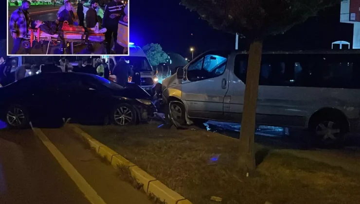 Sivasspor Altyapı Takımını Taşıyan Araç Kaza Yaptı: 3 Sporcu Yaralandı