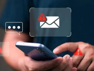 YALOVA’DA HERKESE AYNI FUAR SMS’İ! TELEFON NUMARALARIMIZ KİMİN ELİNDE?