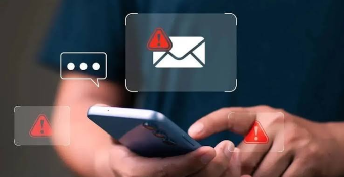 YALOVA’DA HERKESE AYNI FUAR SMS’İ! TELEFON NUMARALARIMIZ KİMİN ELİNDE?